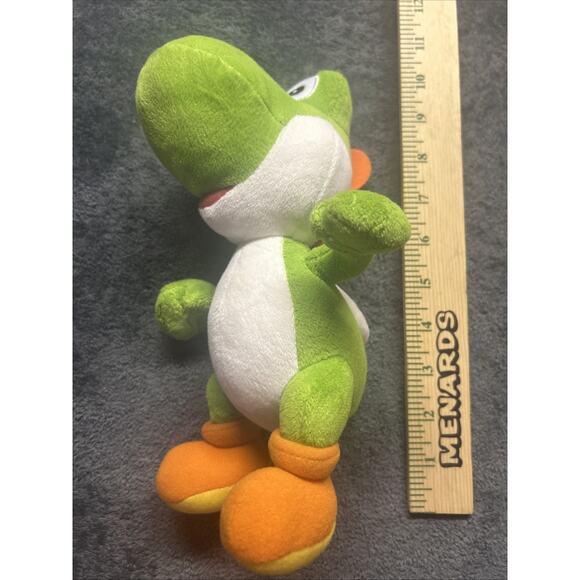 Yoshi Plush Super Mario Doll 10” Green Red Shell 2018 - Picture 2 of 6